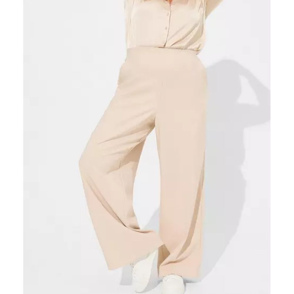 Studio by Torrid Pull On Wide Leg Refined Crepe Cream Women's Size 5 Tall